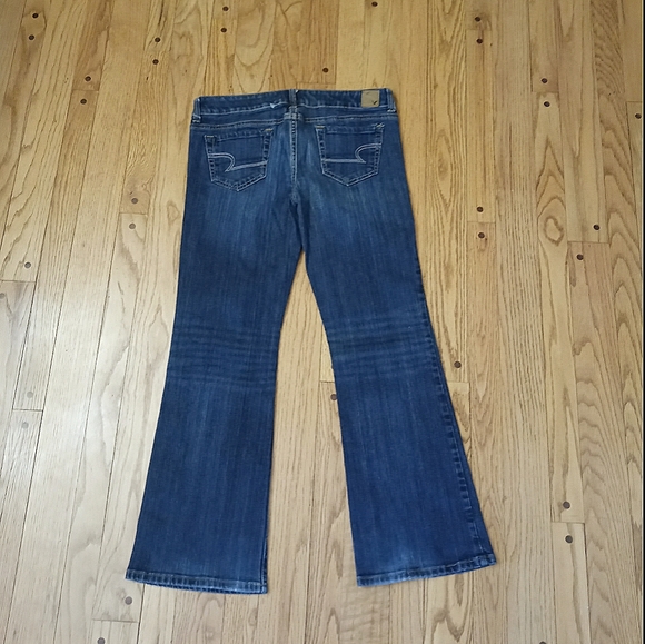 AMERICAN EAGLE FAVORITE BOYFRIEND JEANS 8 SHORT - Picture 3 of 7